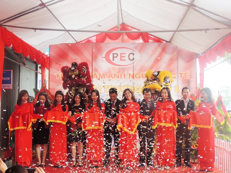 Lễ cắt băng khánh thành